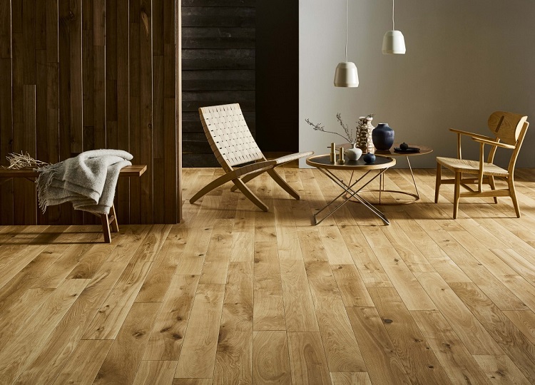Lantai kayu memberikan kesan natural, Sumber: perthshireflooring.co.uk